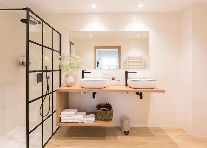 Apartamentuak - Balentziaga * Getaria