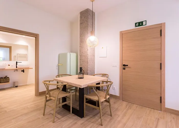 Apartamentuak - Balentziaga Apartment