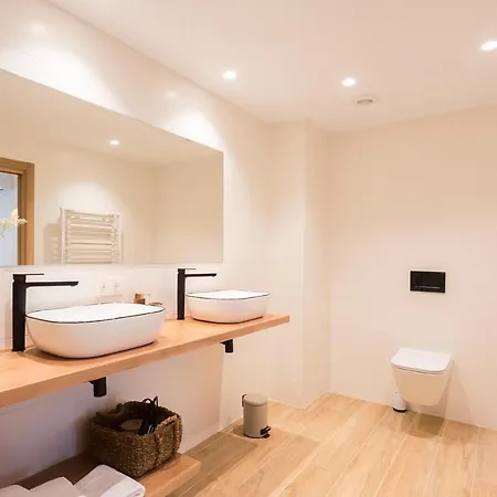 Apartamentuak - Balentziaga * Getaria